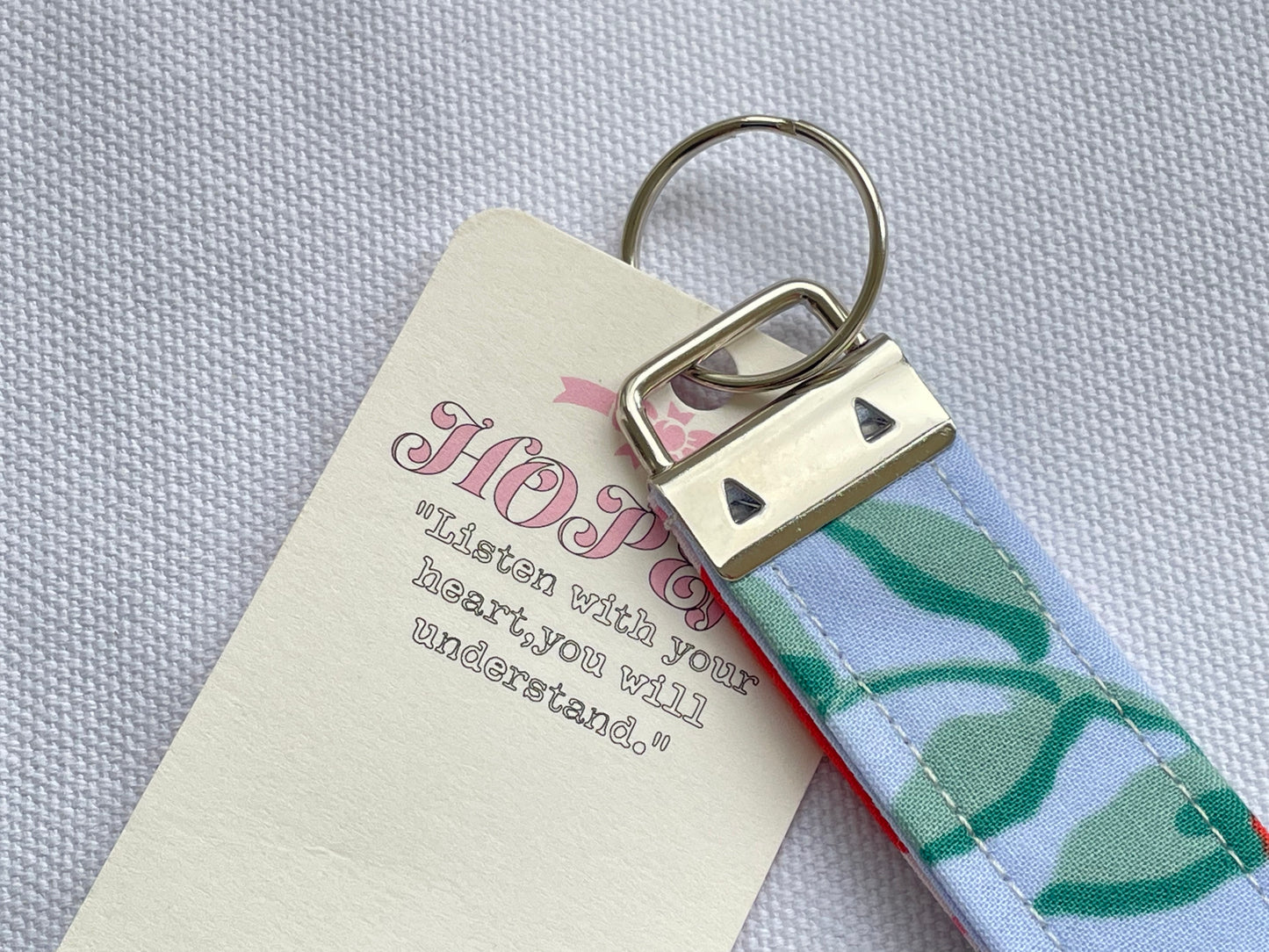 腕帶鑰匙圈 Wristlet Keychains - 5月 May