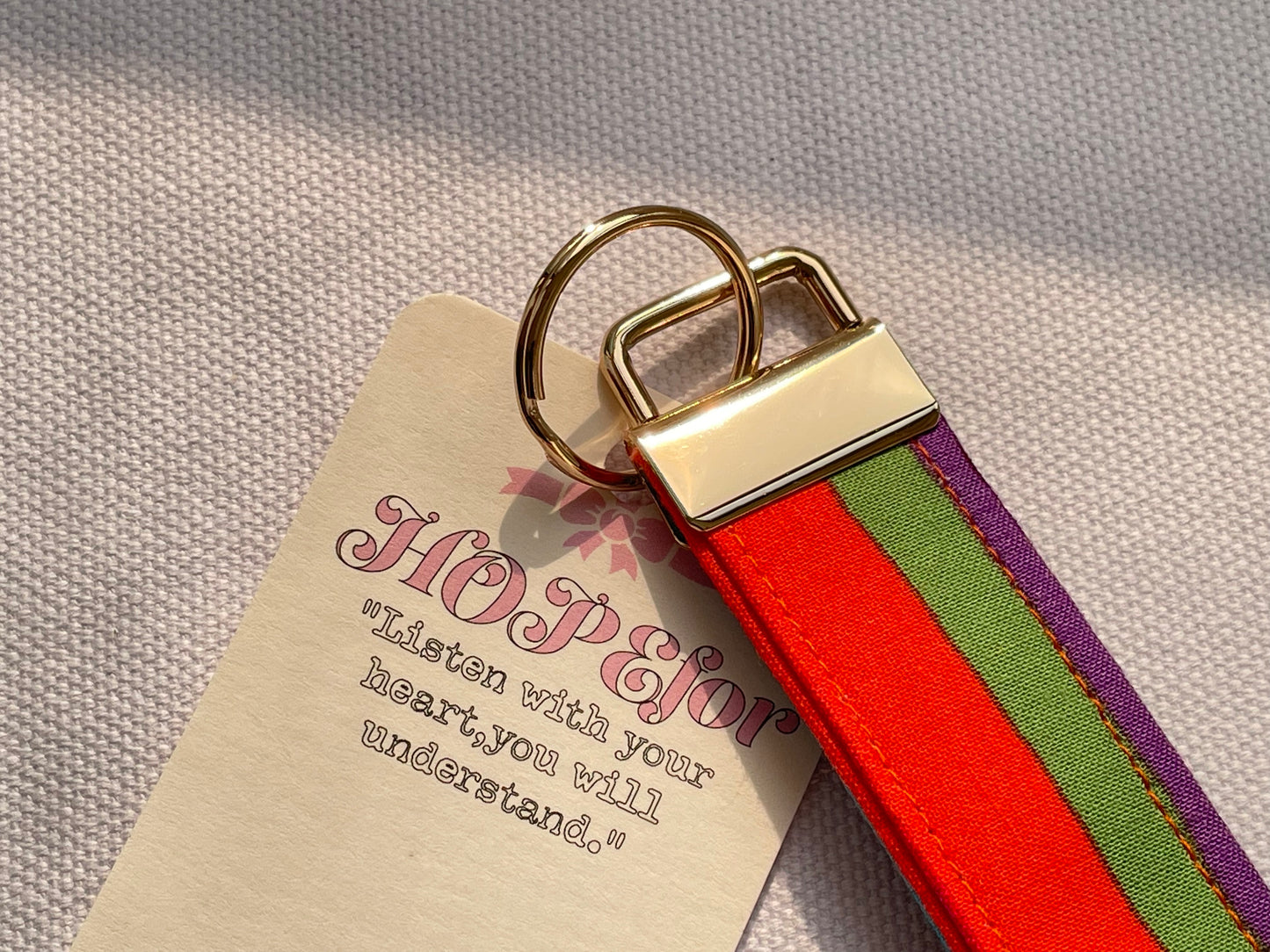 腕帶鑰匙圈 Wristlet Keychains - 4月 April
